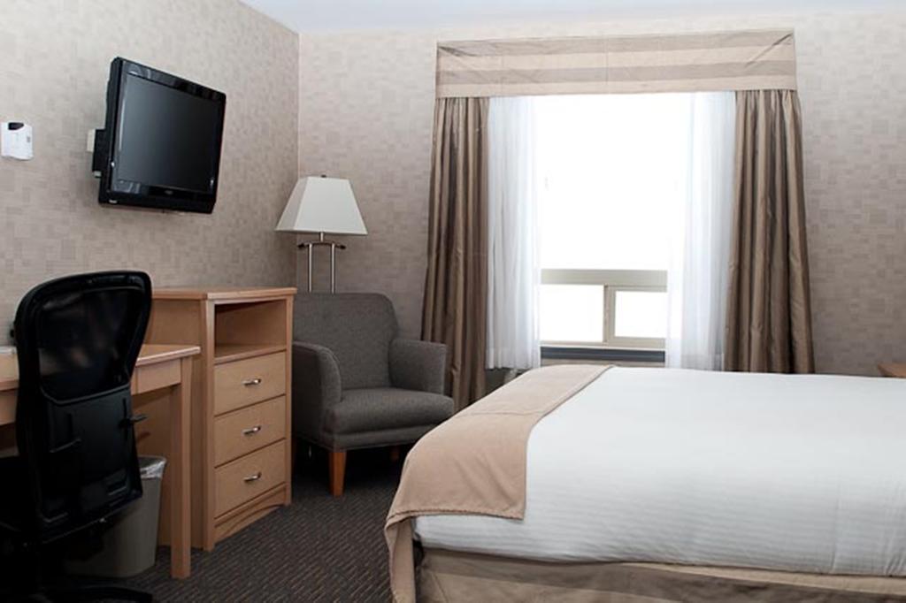 Paradise Inn And Suites Valleyview Kamer foto