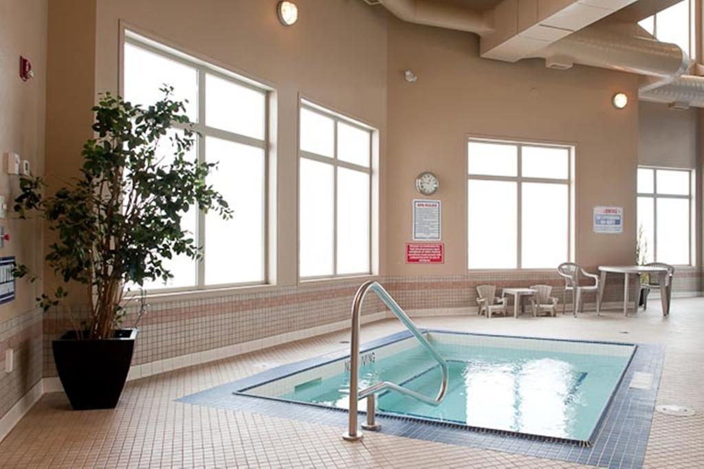 Paradise Inn And Suites Valleyview Buitenkant foto