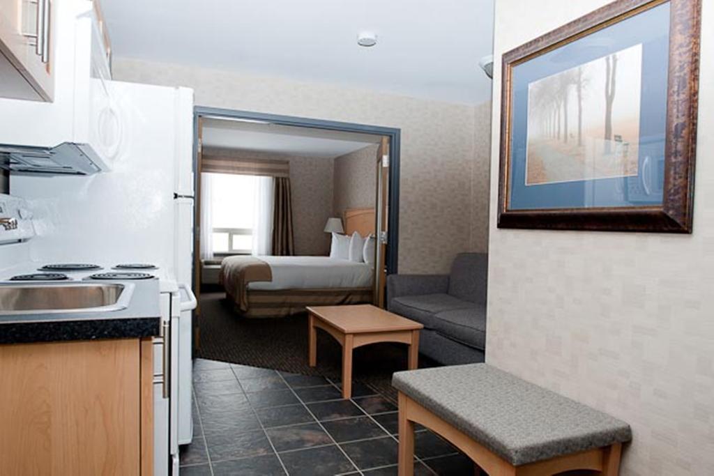 Paradise Inn And Suites Valleyview Buitenkant foto